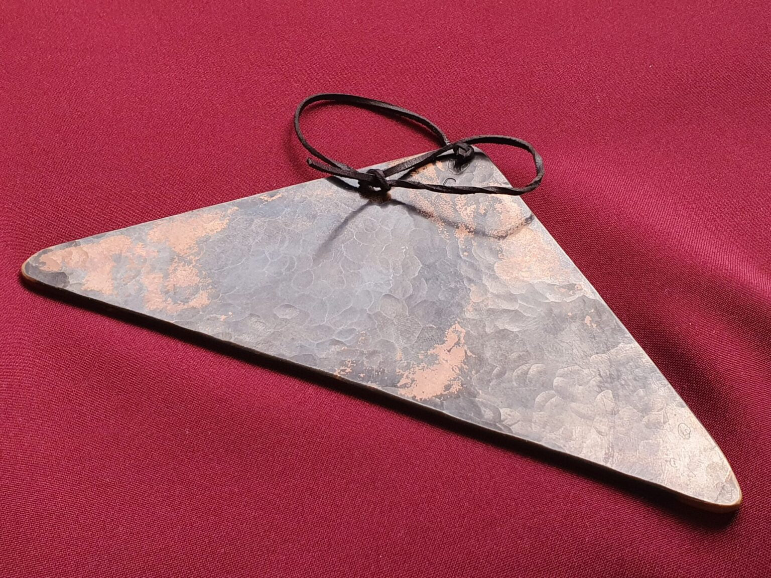 Sound plate